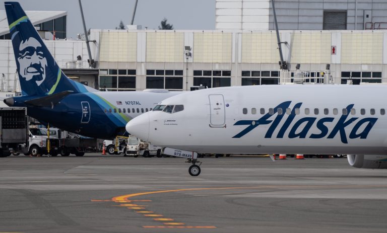 Alaska Airlines 2024 forecast tops estimates after loss from Boeing Max grounding
