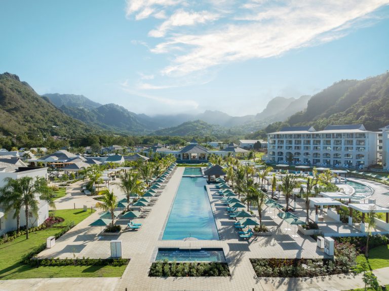 $22,000 per week? All-inclusive resorts go big to win over luxury travelers