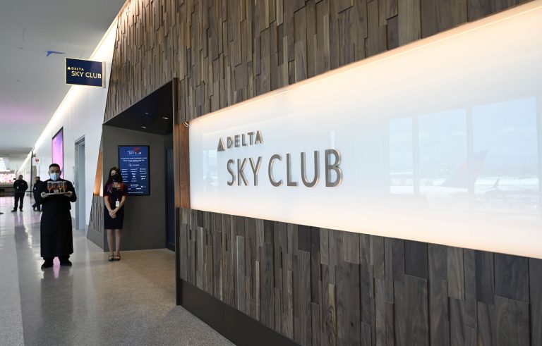 Delta to launch premium economy service on NYC-LA flights in air travel upsell race