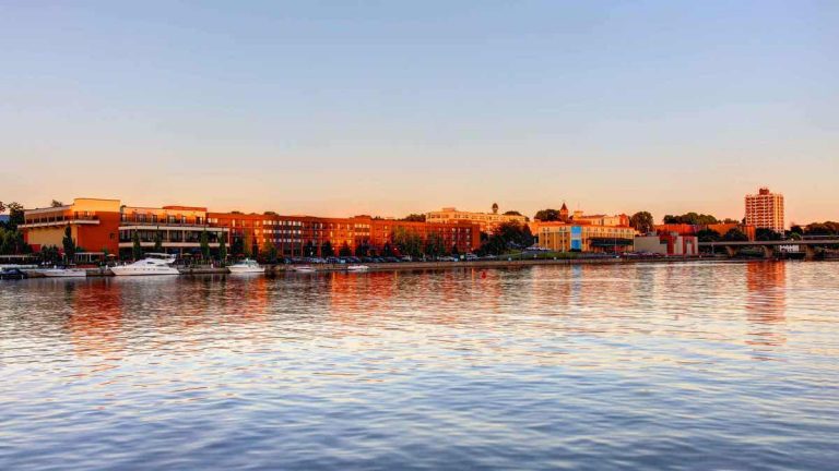 Free waterfront festival, Oswego Harborfest, to celebrate its 35th year this weekend