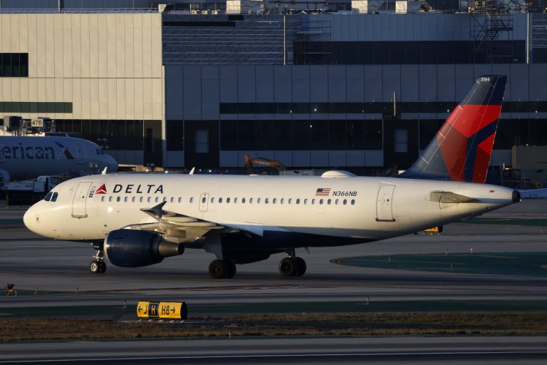 Delta says chaos after CrowdStrike outage cost it $380 million in revenue