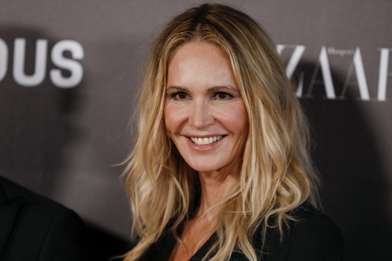 Elle Macpherson says she refused chemotherapy after breast cancer diagnosis. Here’s what oncologists think.