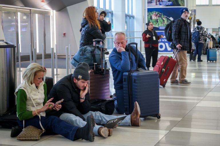 Airlines cancel 1,400 more flights but disruptions from winter storm ease. Here’s what to know