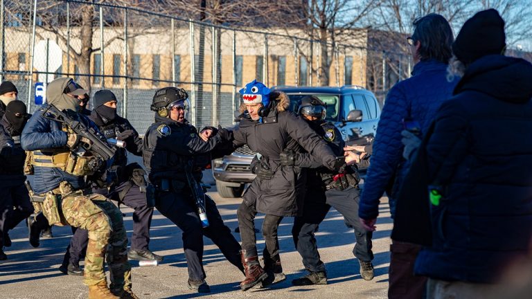 Travelers told to avoid Minneapolis due to ‘violent clashes’ with immigration authorities