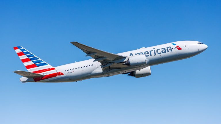 Popular airline’s retro food menu sparks ‘golden age’ flying comparisons as passengers react