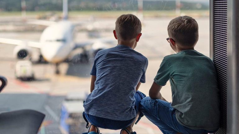 Airport lounge chaos goes viral as kids run wild and passengers ditch basic etiquette