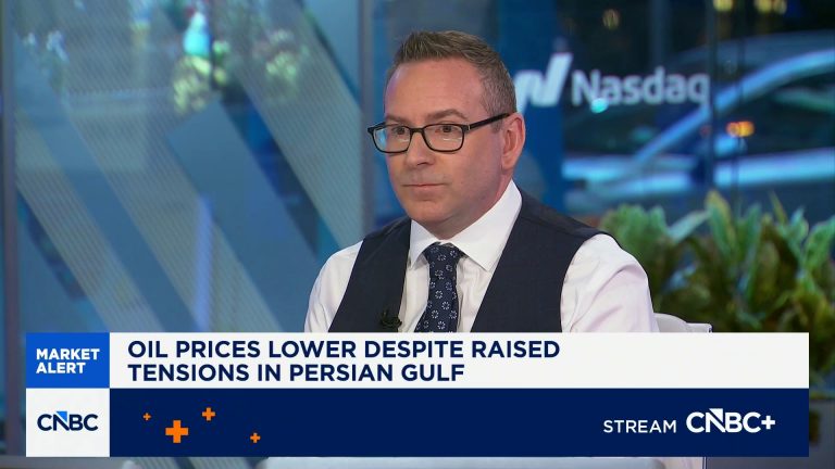 The jet fuel crisis is ‘a slow motion car crash’, says Kpler’s Matt Smith